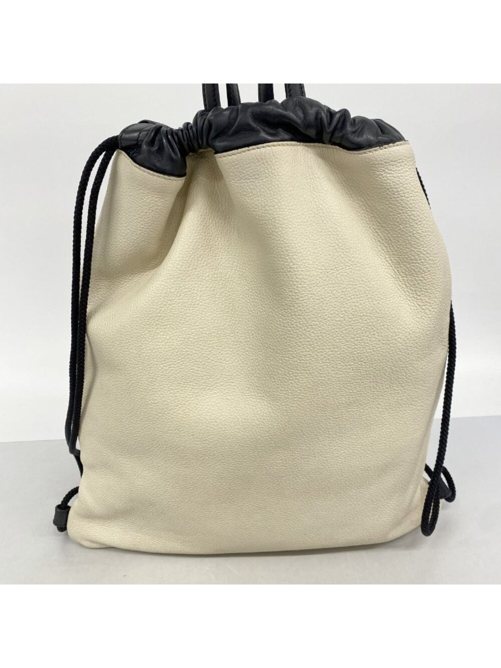 Gucci Backpack Drawstring Leather Ivory - Picture 11 of 11